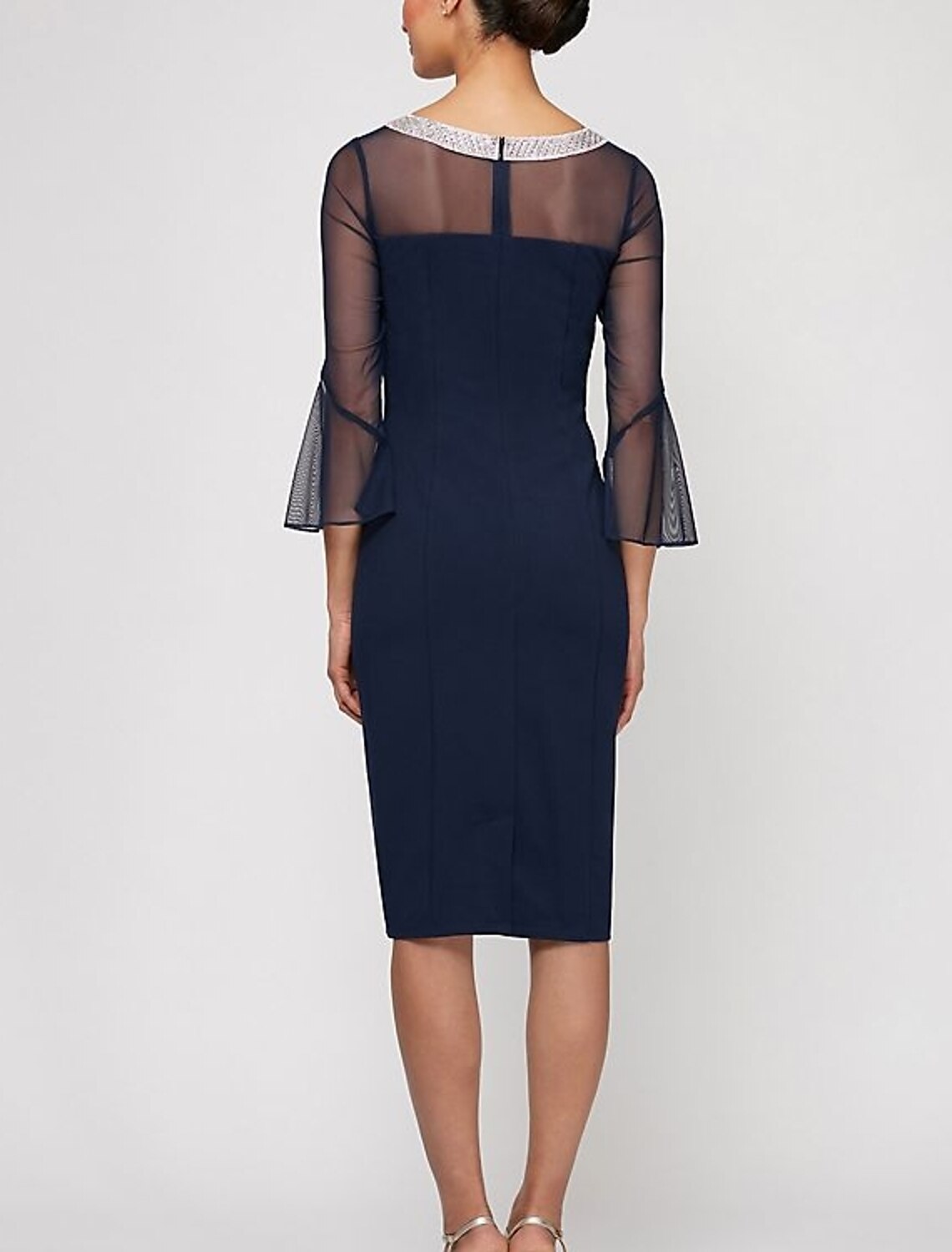 Sheath / Column Mother of the Bride Dress Elegant Sexy Jewel Neck Knee Length Chiffon Tulle 3/4 Length Sleeve with Beading