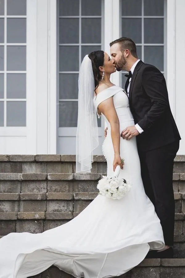 Buyishang Mermaid Off the Shoulder Lace-Up Satin Wedding Dresses