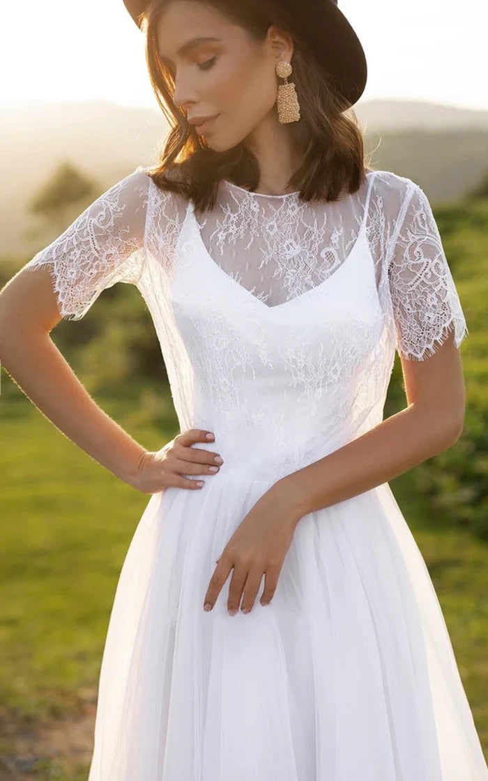 Buyishang Bohemian A Line Lace Tulle Jewel Short Sleeve Wedding Dress with Ruffles