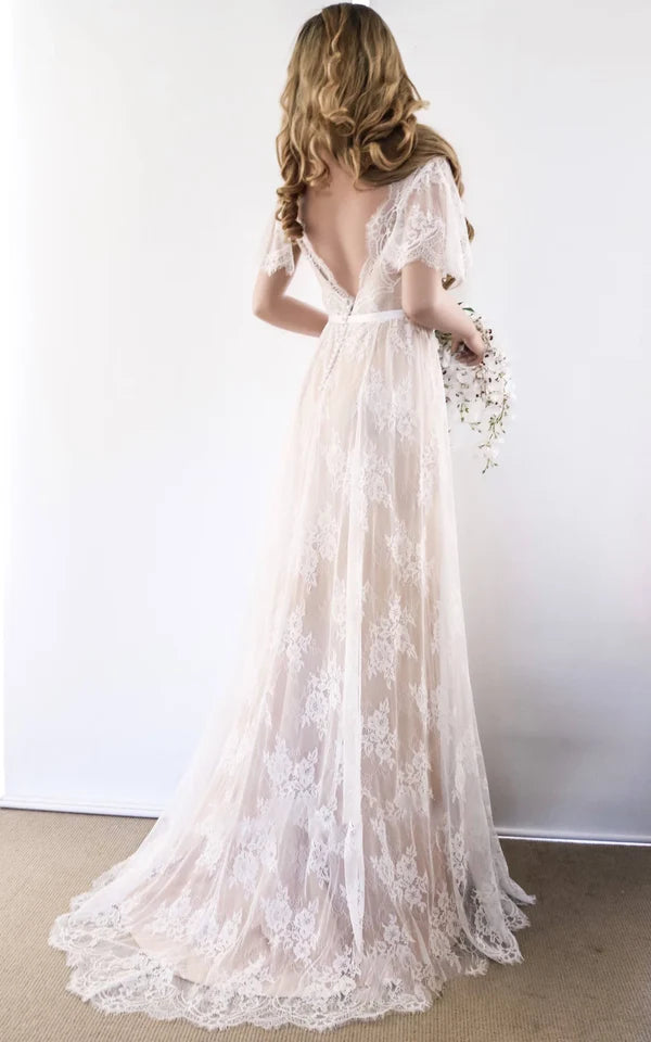 Buyishang Boho V-neck Beach A-line Country Elegant Lace Petals Illusion Bell Wedding Dress with Train