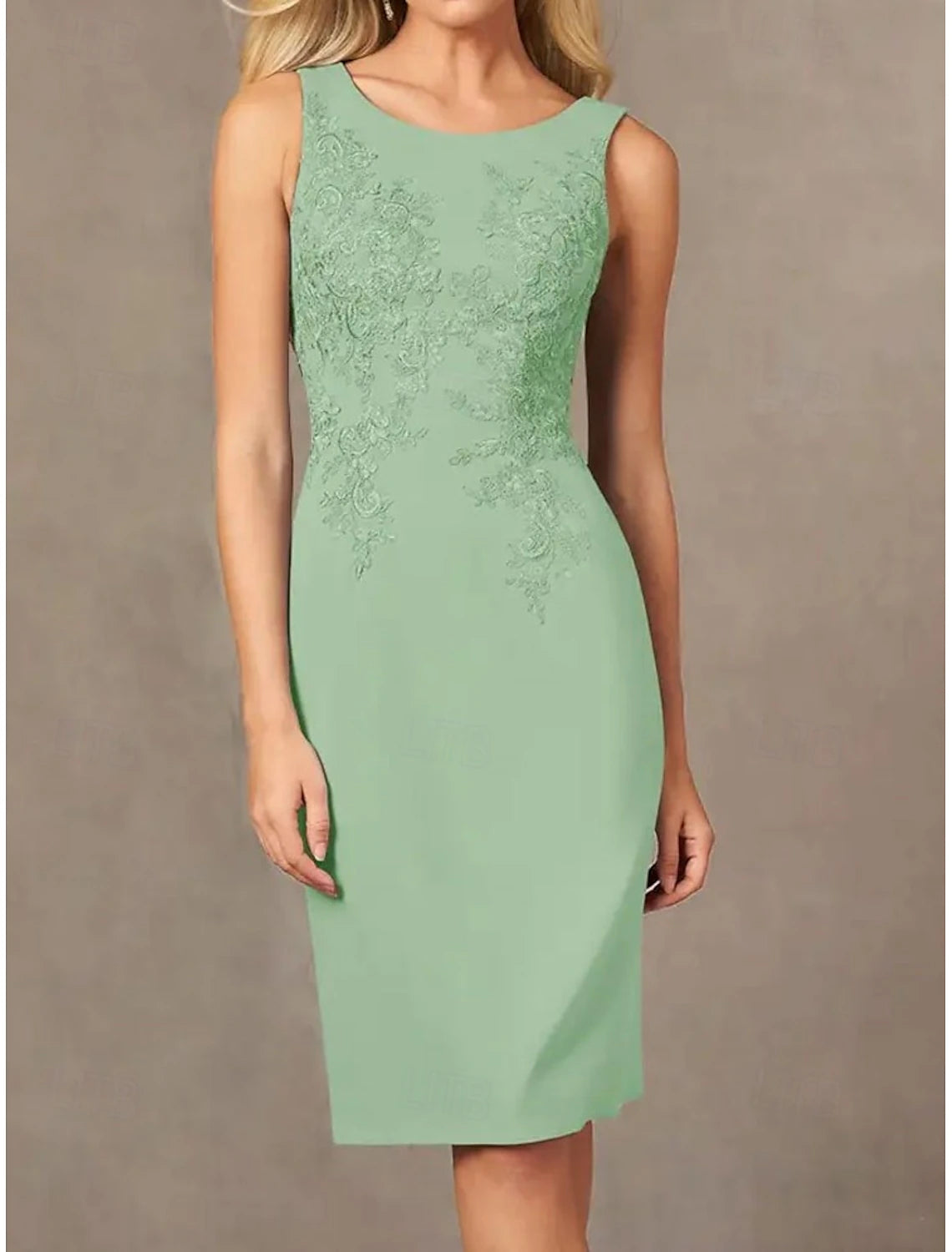 Buyishang Two Piece Sheath / Column Dress Suit Mother of the Bride Dress Elegant Simple Jewel Neck Knee Length Stretch Fabric 3/4 Length Sleeve Jacket Dresses with Embroidery Appliques