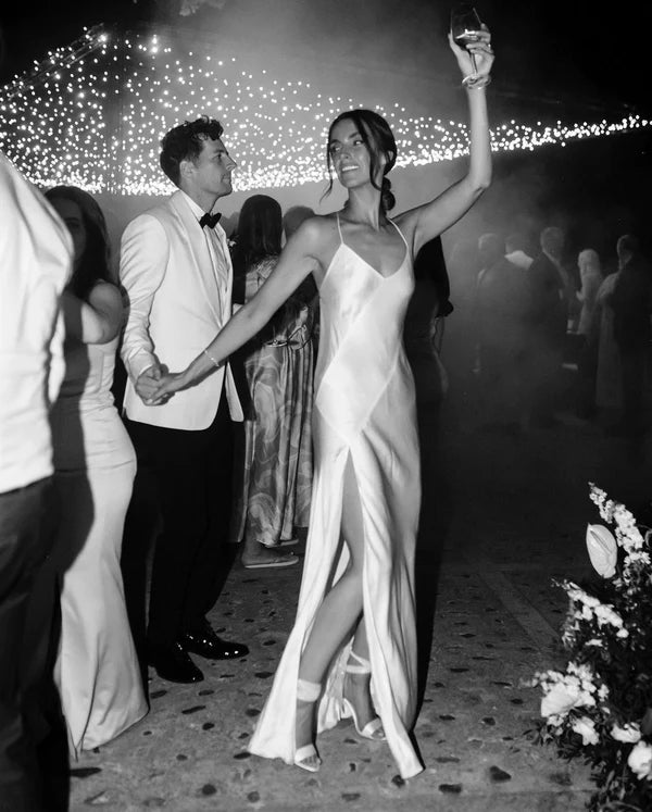 Buyishang Charming Sheath Silk Satin Wedding Dresses with Slit