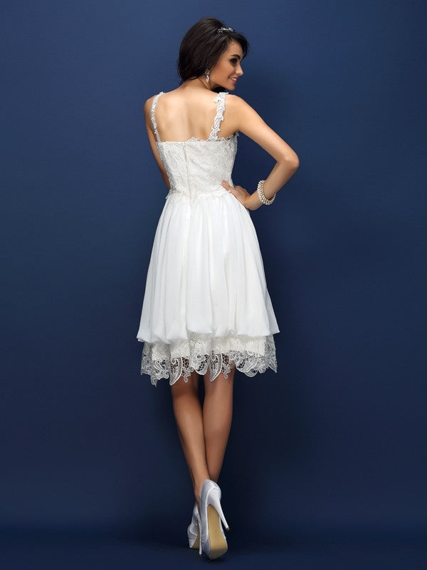A-Line/Princess V-neck Lace Sleeveless Short Bridesmaid Dresses