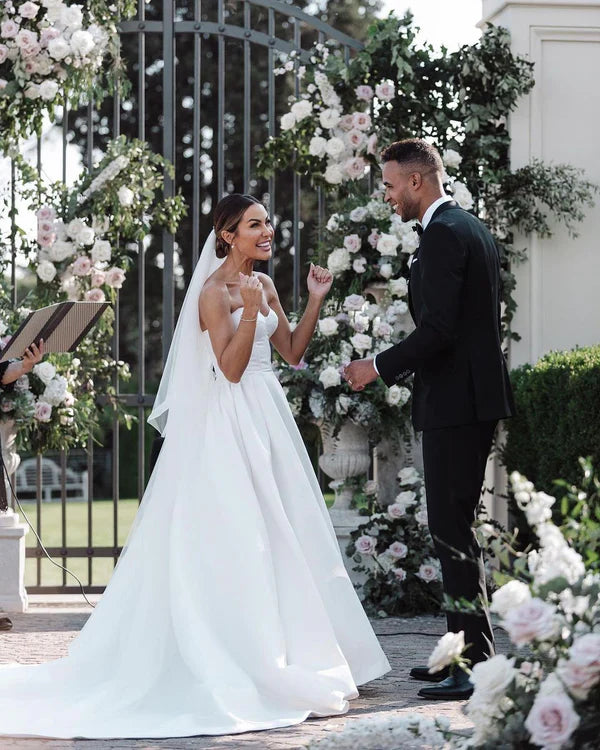 Buyishang Ball Gown Sweetheart Satin Wedding Dresses