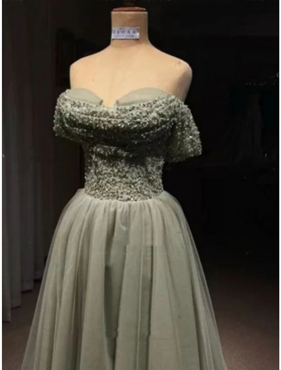 A-Line Prom Dresses Elegant Dress Formal Sweep / Brush Train Formal Red Green Dress Short Sleeve Off Shoulder Tulle with Glitter Pleats Ruched