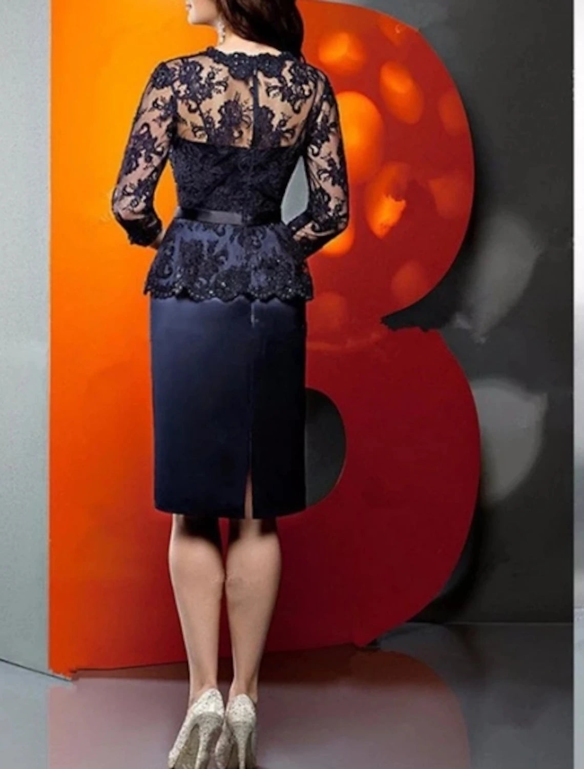 Sheath / Column Mother of the Bride Dress See Through Scalloped Neckline Knee Length Polyester 3/4 Length Sleeve with Lace Sash / Ribbon Split Front