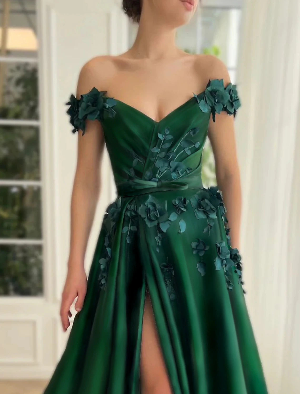 Ball Gown Prom Dresses Luxurious Dress Red Green Dress Wedding Party Floor Length Short Sleeve Off Shoulder Satin with Slit Appliques