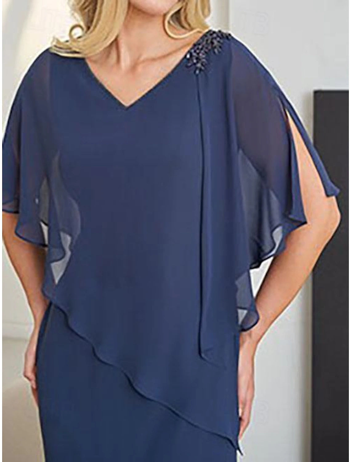 Buyishang Sheath / Column Mother of the Bride Dress Elegant V Neck Floor Length Chiffon Half Sleeve with Beading free custom size