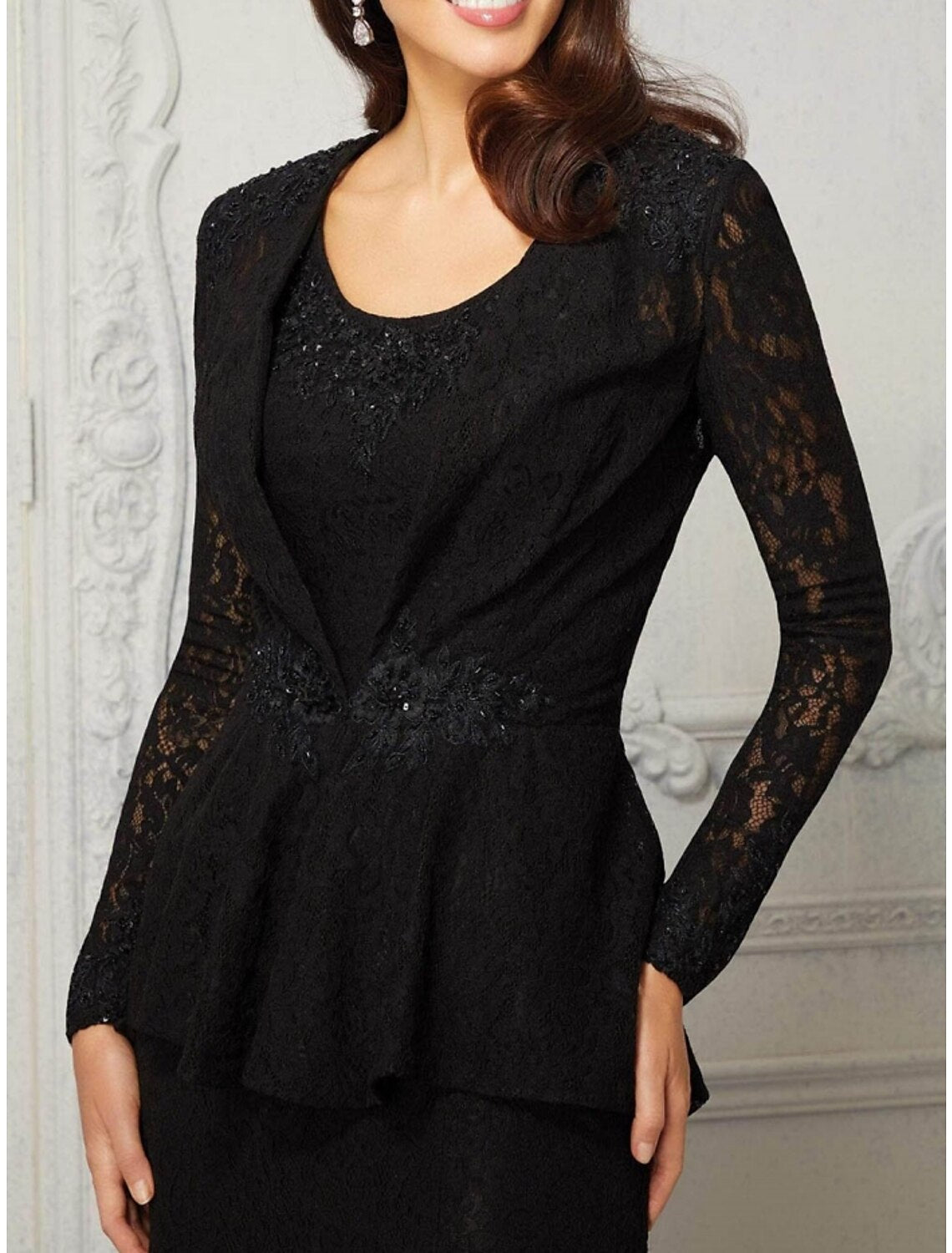 A-Line Mother of the Bride Dress Wedding Guest Elegant Scoop Neck Floor Length Lace Long Sleeve with Sequin Ruching Solid Color