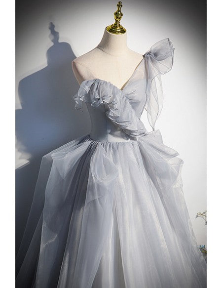 Unique Puffy Ballgown Grey Prom Dress with Ruffles