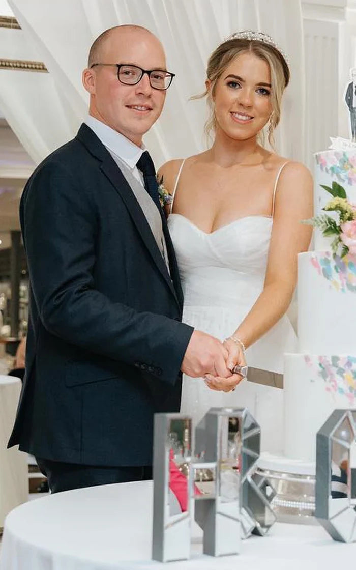 Buyishang Elegant A-Line Chiffon Wedding Dress With Cowl Neckline And Zipper Back