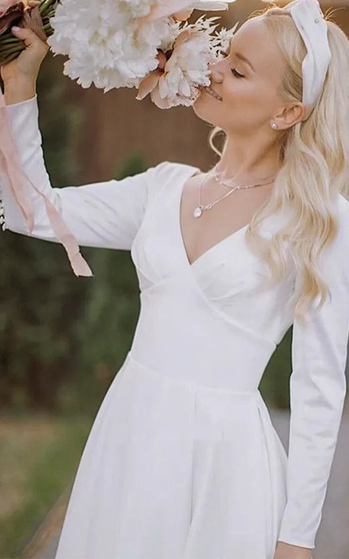 Buyishang Elegant V-neck Satin A-line Long Sleeve Wedding Dress With Pleats