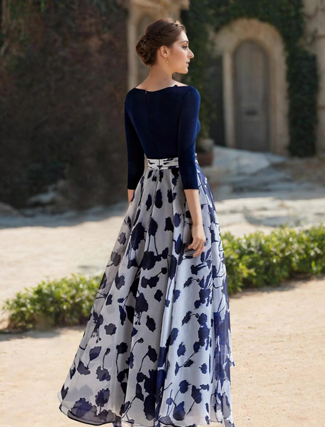 Buyishang A-Line Mother of the Bride Dress Formal Wedding Guest Elegant Vintage V Neck Floor Length Tea Length Chiffon 3/4 Length Sleeve with Crystal Brooch Flower free custom size