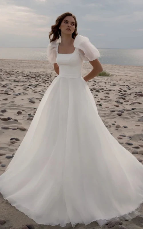 Buyishang Ethereal Scoop A Line Chiffon Court Train Wedding Dress with Ruching