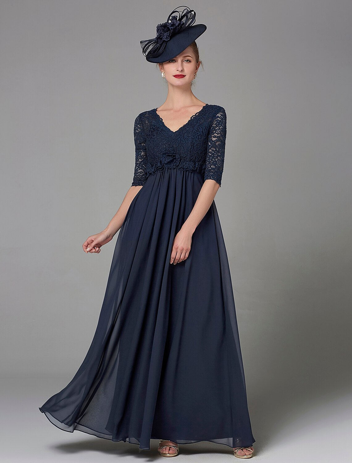 A-Line Mother of the Bride Dress Elegant & Luxurious V Neck Floor Length Chiffon Lace Half Sleeve with Lace Bow(s)