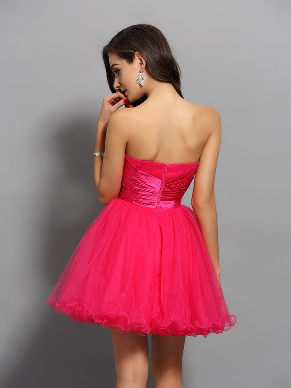 A-Line/Princess Sweetheart Sash/Ribbon/Belt Sleeveless Short  Woven Satin Cocktail Dresses