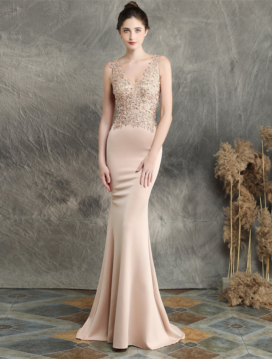 Mermaid / Trumpet Evening Gown Elegant Dress Formal Wedding Guest Sweep / Brush Train Sleeveless V Neck Cotton Blend with Beading Appliques