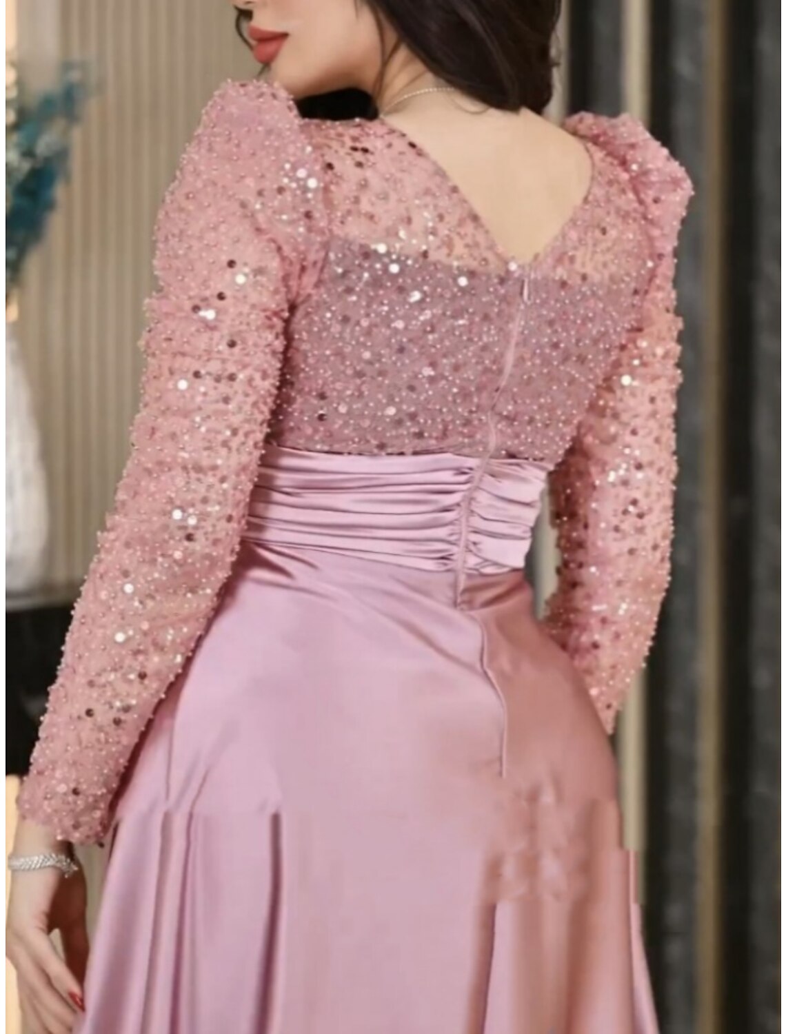 A-Line Evening Gown Elegant Dress Formal Sweep / Brush Train Long Sleeve V Neck Satin with Pleats Ruched Sequin
