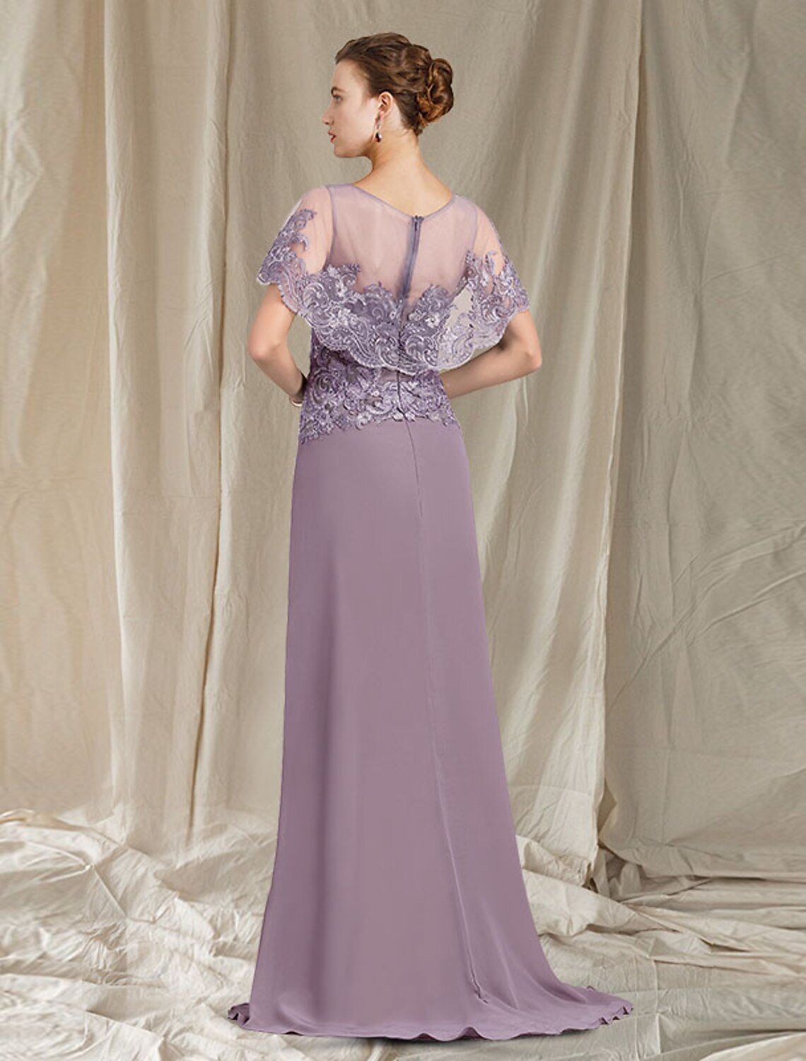 Sheath / Column Mother of the Bride Dress Elegant Jewel Neck Sweep / Brush Train Chiffon Lace Sleeveless with Ruffles Appliques