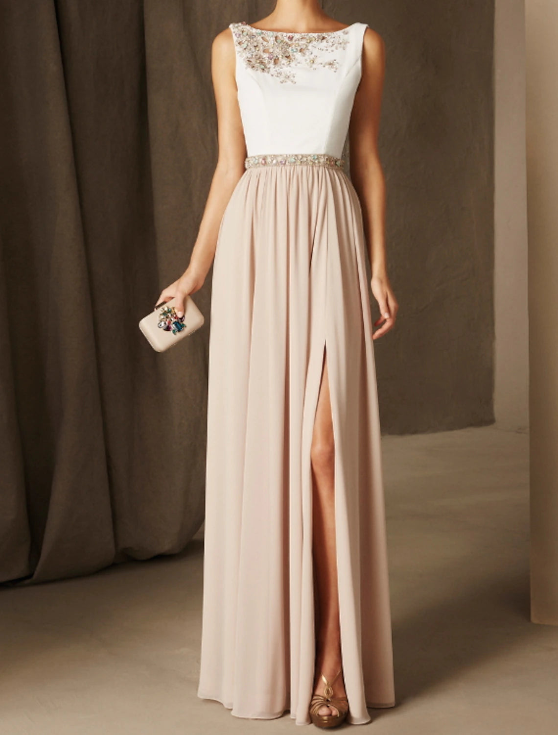 A-Line Mother of the Bride Dress Elegant Jewel Neck Floor Length Chiffon Sleeveless with Pleats Beading Split Front