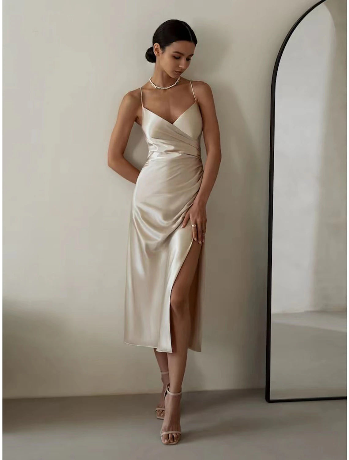 Women‘s Christmas Party Dress Satin Dress Midi Dress Champagne Sleeveless Pure Color Split Ruched V Neck Stylish Elegant Sexy Dress