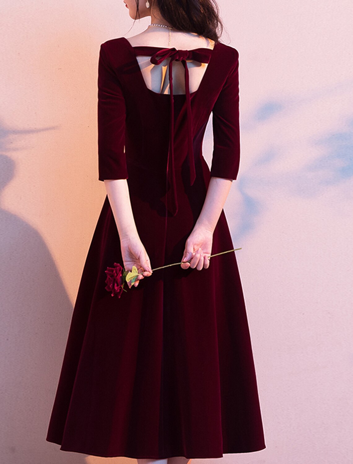 A-Line Cocktail Dresses Minimalist Dress Party Wear Cocktail Party Tea Length Half Sleeve Scoop Neck Velvet with Sleek