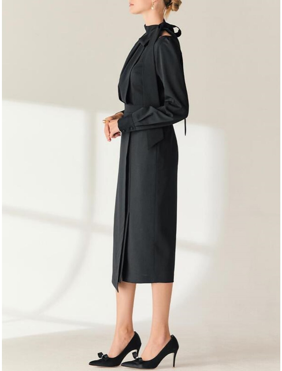 Sheath / Column Mother of the Bride Dress Wedding Guest Elegant Petite High Neck Tea Length Stretch Chiffon Long Sleeve with Bow(s) Split Front Ruching