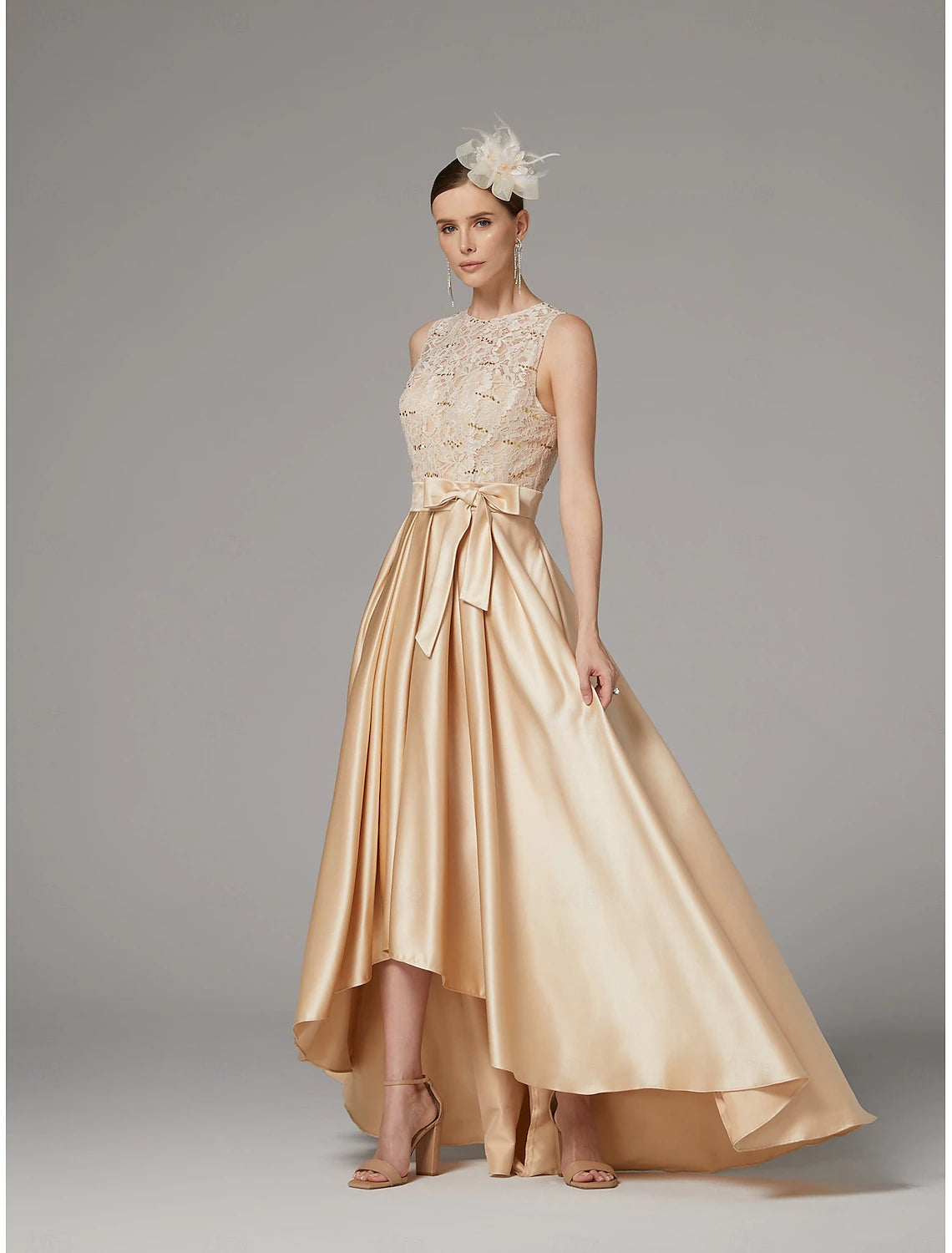 Buyishang A-Line Dress Mother of the Bride Dress Elegant High Low Jewel Neck Asymmetrical Satin Lace Sleeveless with Bow(s) Pleats