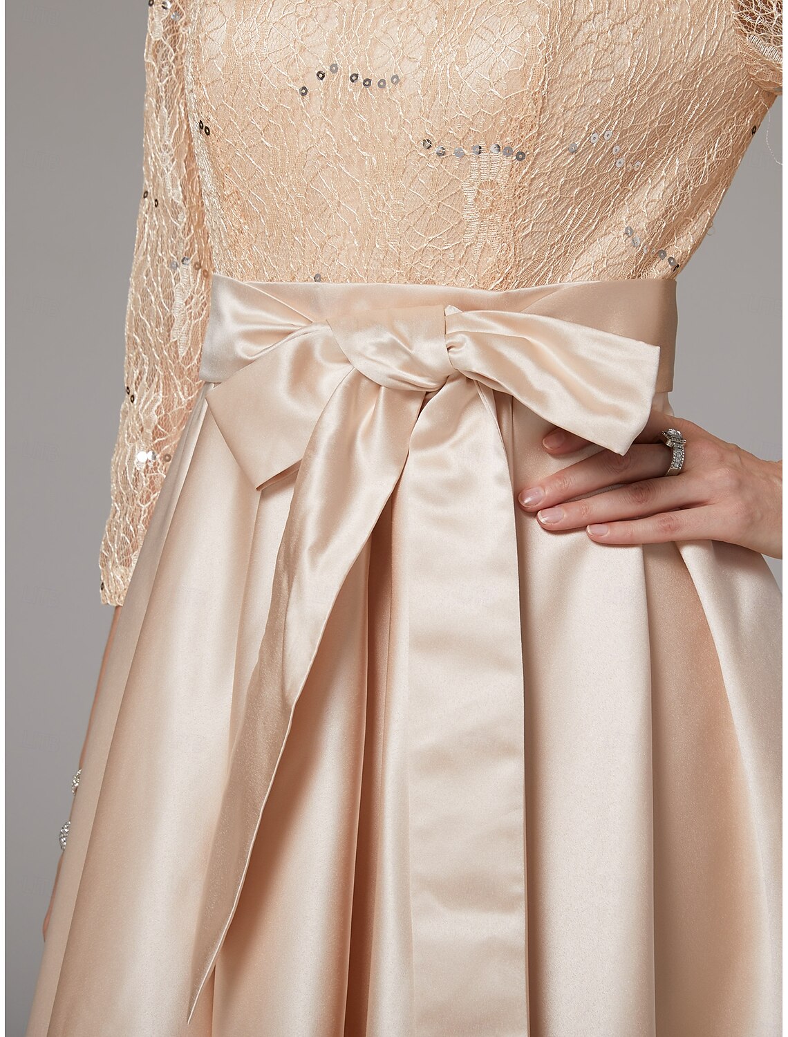 Buyishang A-Line Dress Mother of the Bride Dress Elegant Plus Size High Low Jewel Neck Asymmetrical Satin Lace 3/4 Length Sleeve with Sash / Ribbon Appliques