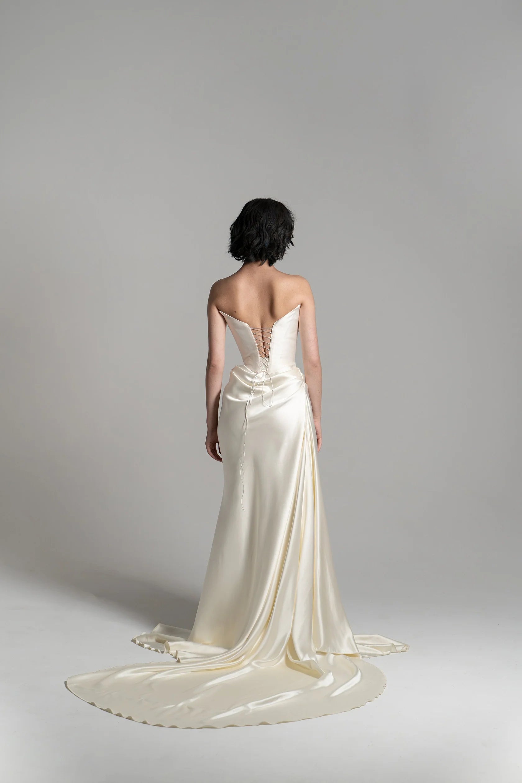 Buyishang Elegant Retro Mermaid Strapless Satin Ruffles Long Party Dress Prom Dresses