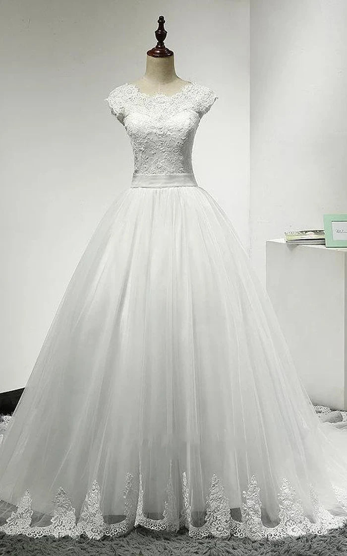 Buyishang Jewel Neck Cap Sleeve Tulle Ball Gown With Scalloped Hem