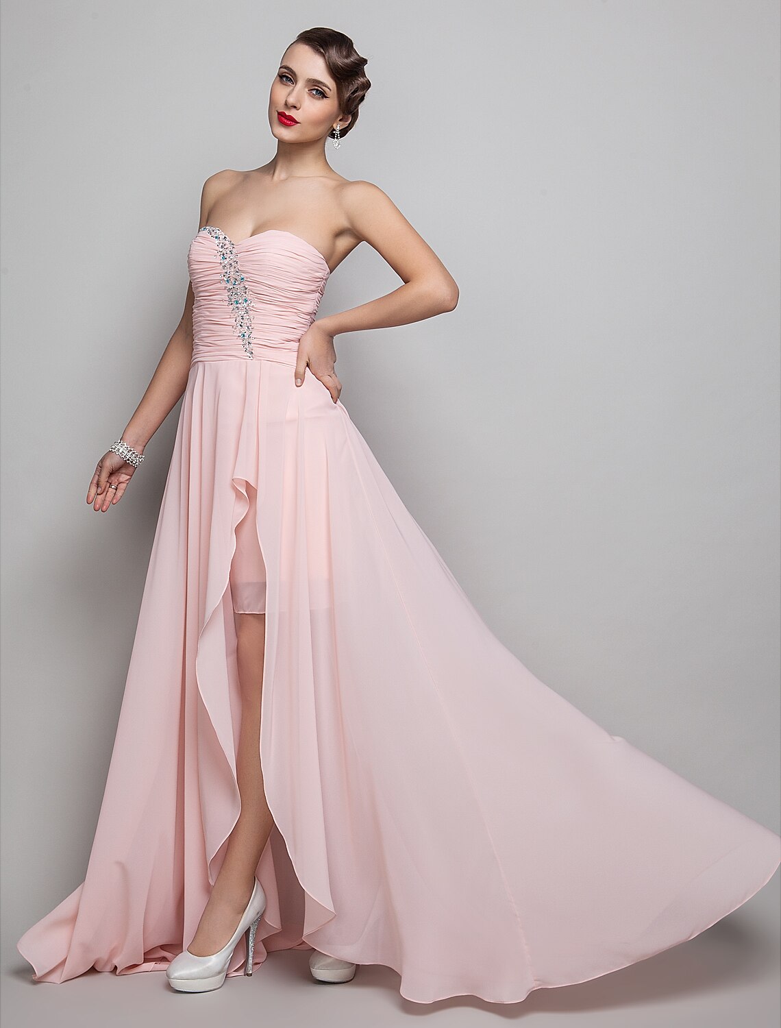 Sheath / Column Sweetheart Neckline Floor Length Chiffon Dress with Beading / Split Front / Ruched