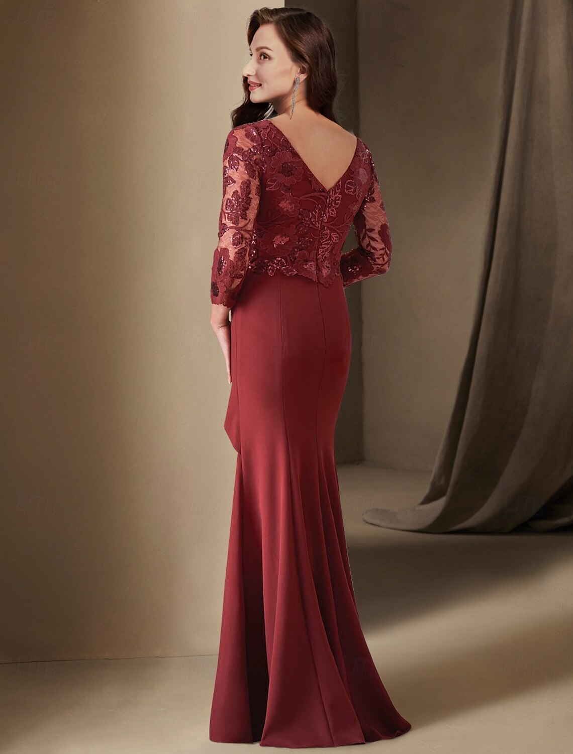 Buyishang Sheath / Column Dress Mother of the Bride Dress Elegant V Neck Floor Length Satin 3/4 Length Sleeve with Lace Pleats Solid Color free custom size