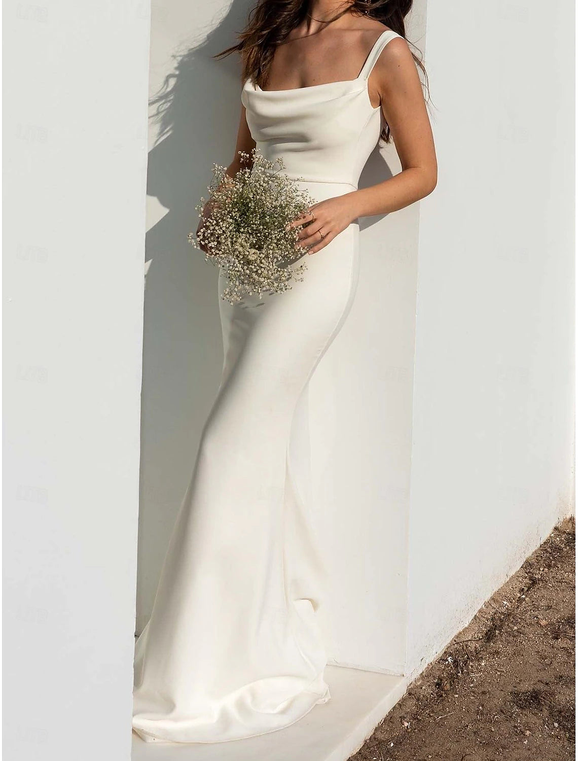 Buyishang Wedding Dresses Sheath Camisole Spaghetti Strap Court Train Satin Bridal Gowns With Beading Solid Color