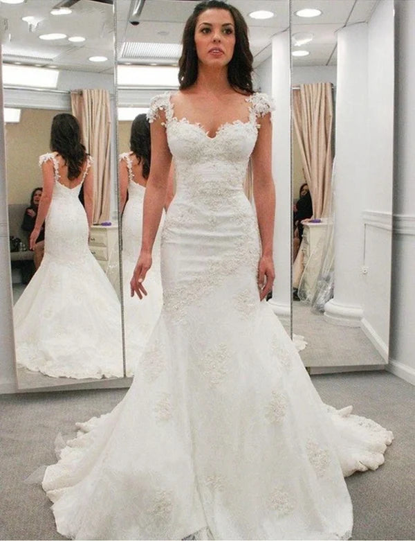 Buyishang Lace Applique Strap Pleated Lace Gown With Open Back Style