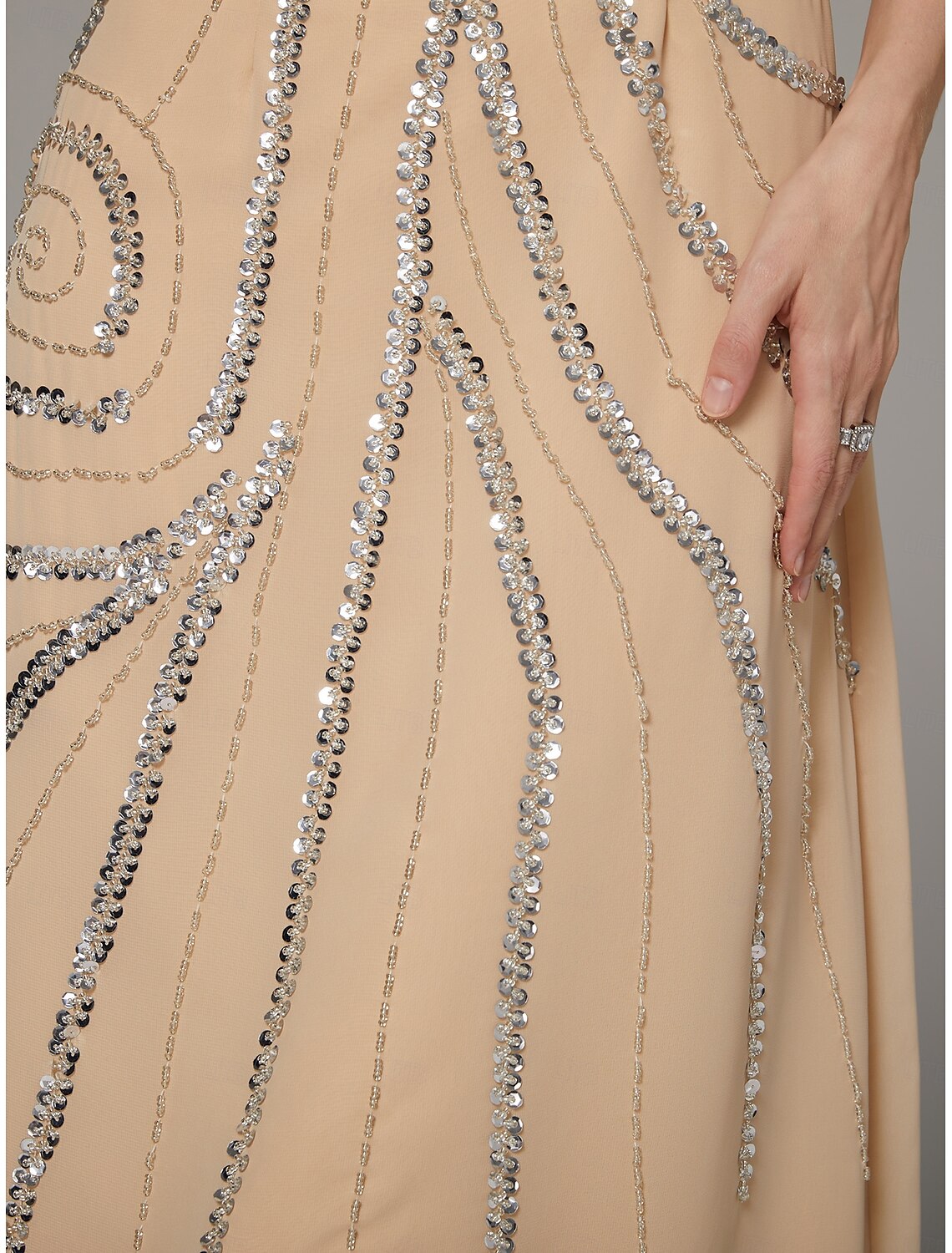 Buyishang Two Piece Sheath Pantsuit Mother of the Bride Dress Elegant Sparkle & Shine V Neck Ankle Length Chiffon Sequined Long Sleeve with Sequin