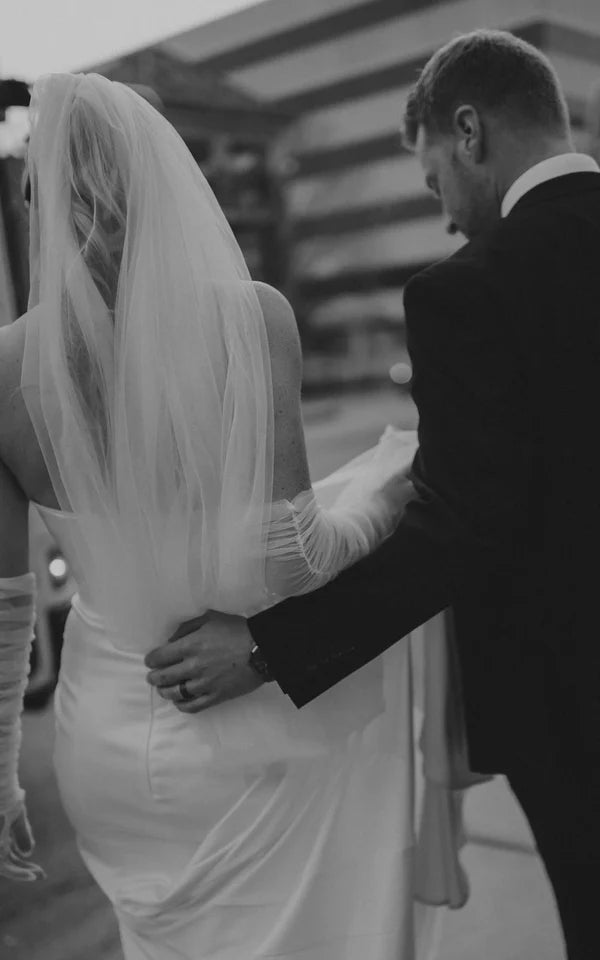 Buyishang Mermaid Sexy Detachable Straps Elegant Satin Classic Trailing Wedding Dress