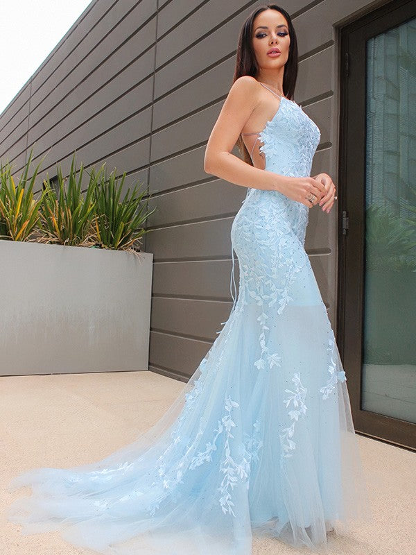 Trumpet/Mermaid Halter Sleeveless Lace Tulle Sweep/Brush Train Dresses