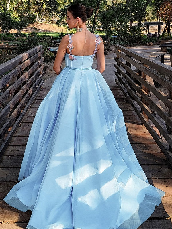 A-Line/Princess Applique Straps Sleeveless Court Train Dresses