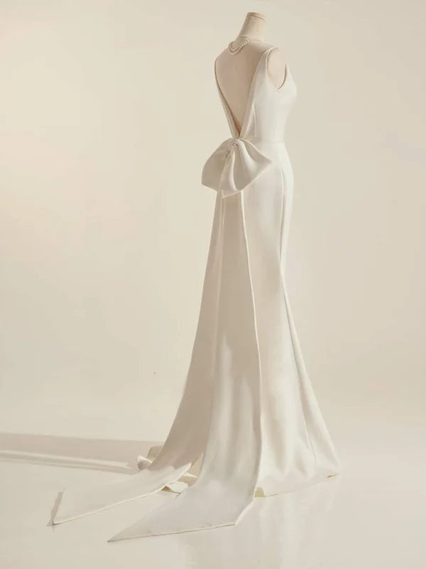 Buyishang Simple Sleeveless Mermaid Wedding Dress With Sexy Bow