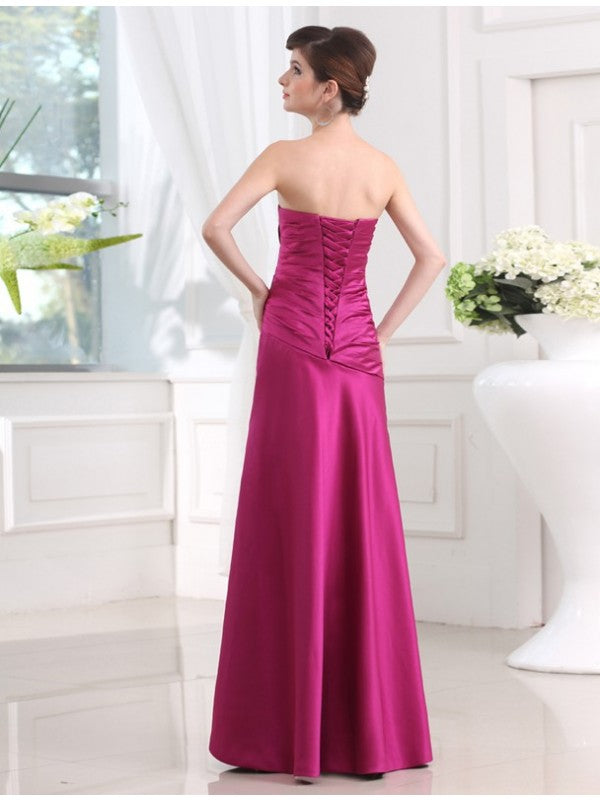 Sheath/Column Strapless Sleeveless Long Pleats Satin Bridesmaid Dresses