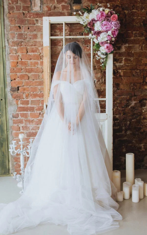 Buyishang Off-The-Shoulder Tulle Ball Gown Sweep Train Dress