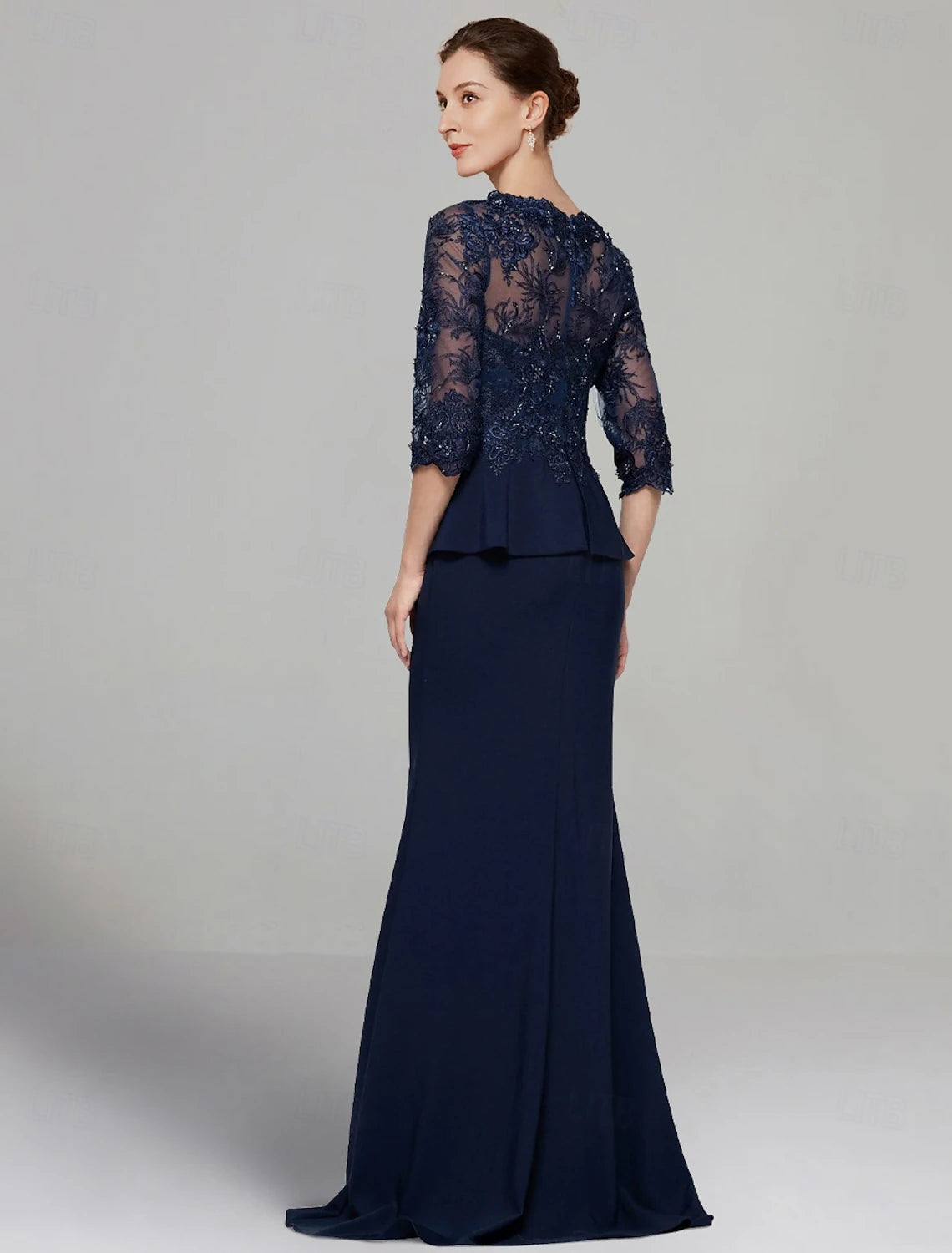 Buyishang Sheath / Column Dress Mother of the Bride Dress Elegant V Neck Floor Length Stretch Chiffon 3/4 Length Sleeve with Lace Pleats Solid Color