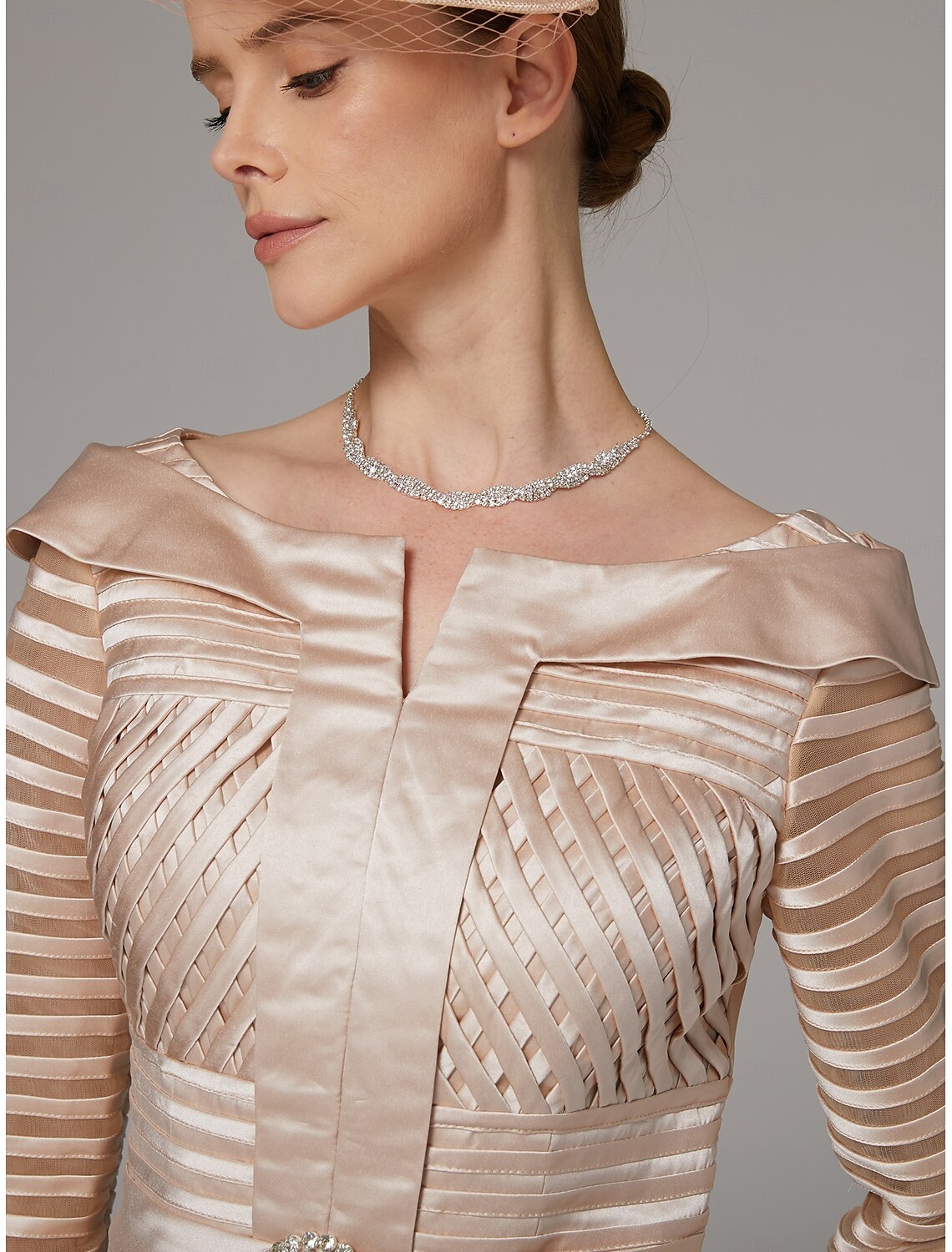 Buyishang Sheath Dress Suit Mother of the Bride Dress Elegant Vintage Plus Size Bateau Neck Knee Length Satin 3/4 Length Sleeve with Sash / Ribbon Crystals