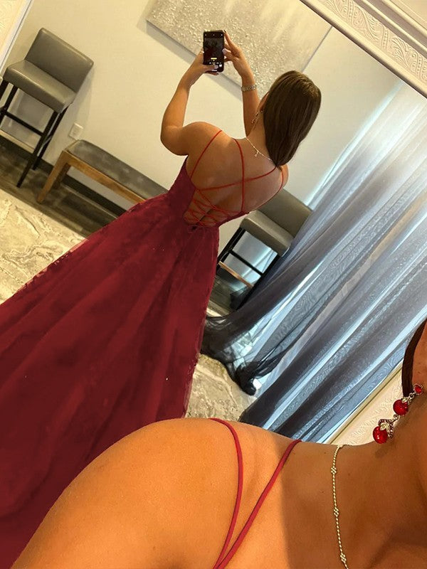 Ball Gown Tulle Applique Spaghetti Straps Sleeveless Sweep/Brush Train Dresses