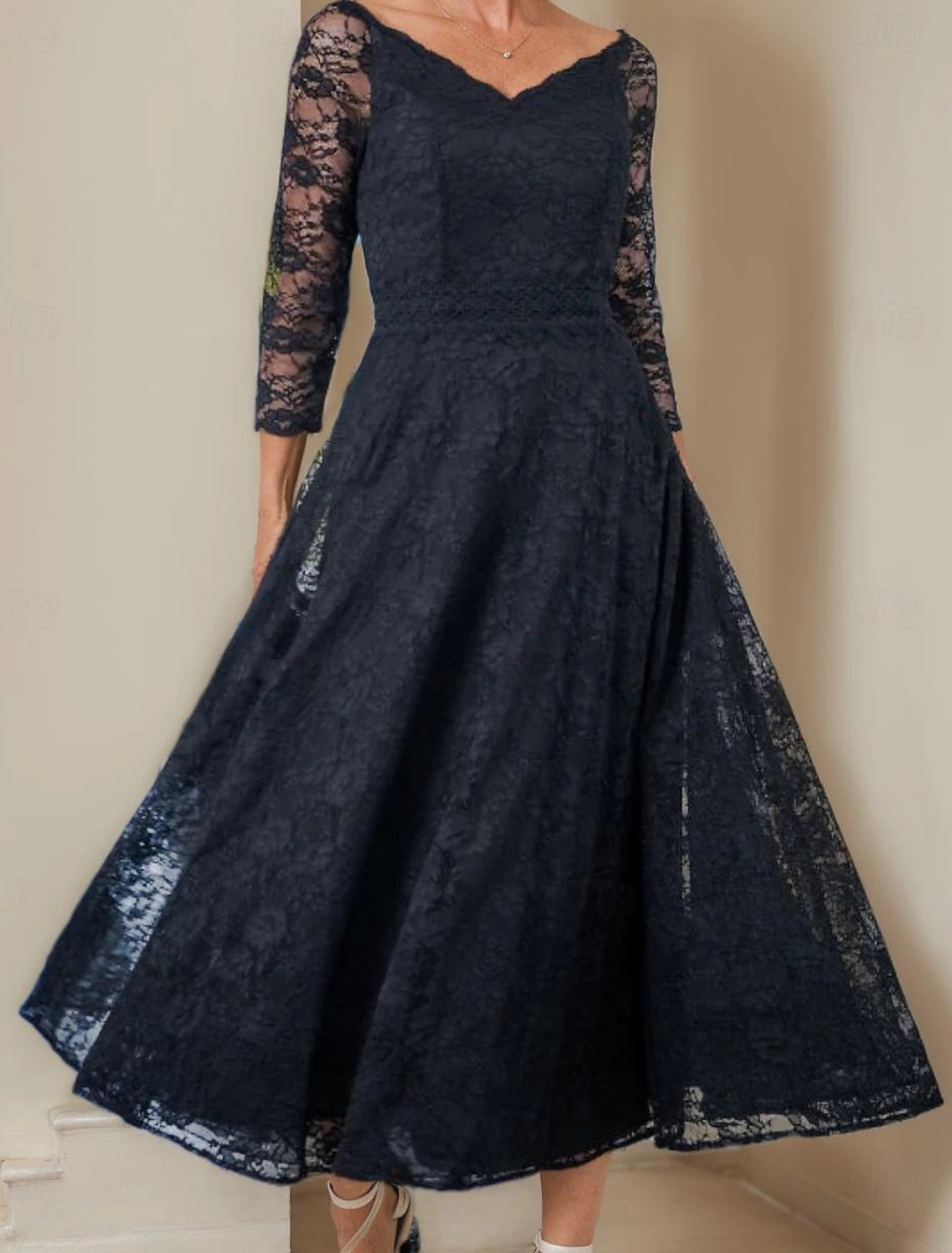 Buyishang A-Line Mother of the Bride Dress Elegant V Neck Tea Length Lace 3/4 Length Sleeve with Lace free custom size