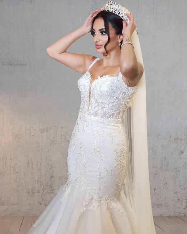 Buyishang Mermaid Long Mermaid Lace Wedding Dresses Tulle Straps with Appliques