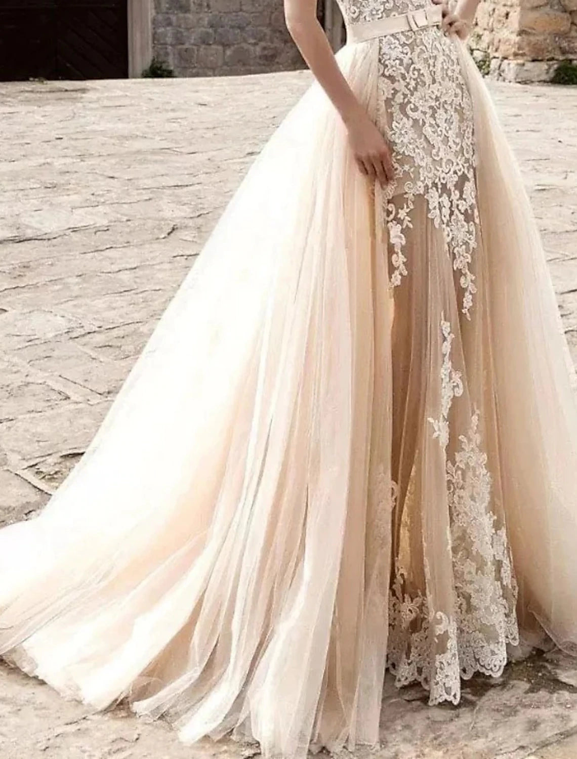 Buyishang Hall Casual Wedding Dresses A-Line Separates Separates Court Train Tulle OverSkirts Bridal Gowns With Solid Color