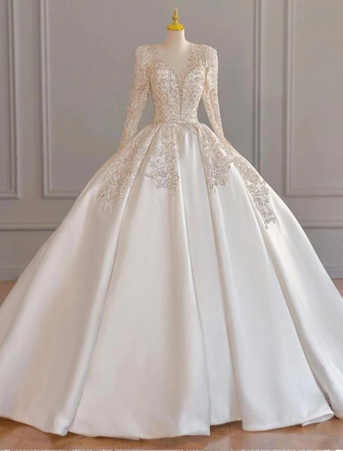 Buyishang Wedding Dresses Ball Gown Off Shoulder Cap Sleeve Court Train Satin Bridal Gowns With Ruched Solid Color