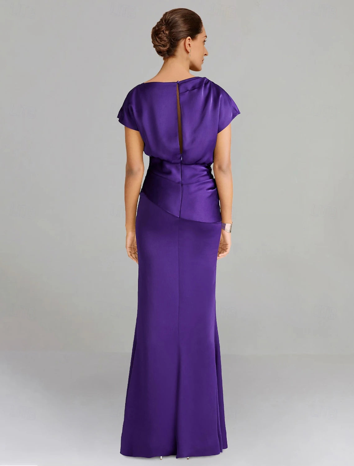 Buyishang Sheath / Column Dress Mother of the Bride Dress Formal Elegant Off Shoulder Floor Length Satin Short Sleeve with Ruched Solid Color free custom size